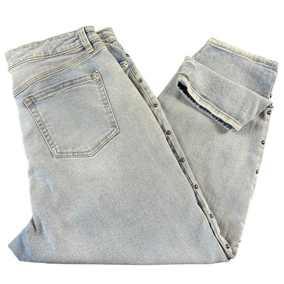 INC Mom Jeans Women Sze 14 Light Blue Stone Wash Studded High Rise Cropped Denim - Picture 5 of 12